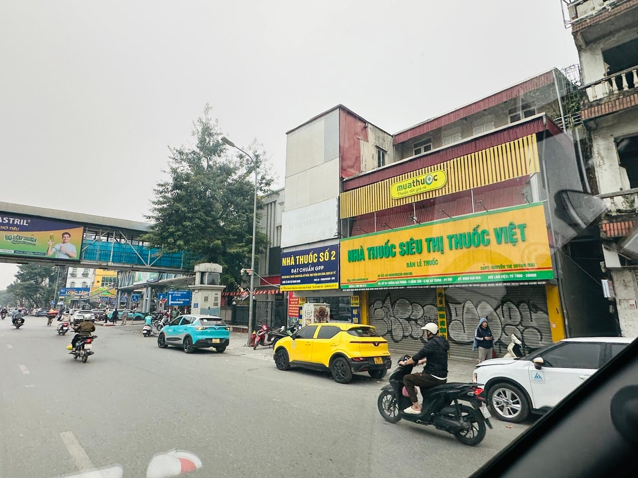 Gỡ “điểm nghẽn” quảng cáo ngoài trời tại phường Bạch Mai- Ảnh 2.