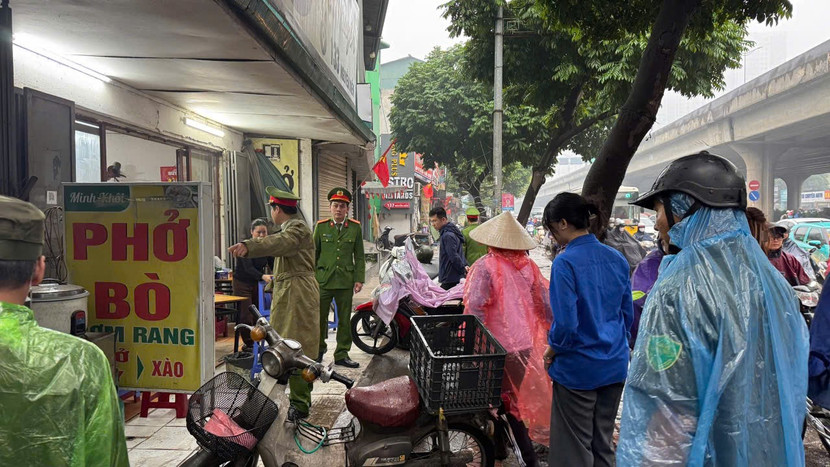 Kiên trì giải quyết các 'điểm nghẽn' về trật tự đô thị và xây dựng- Ảnh 9.