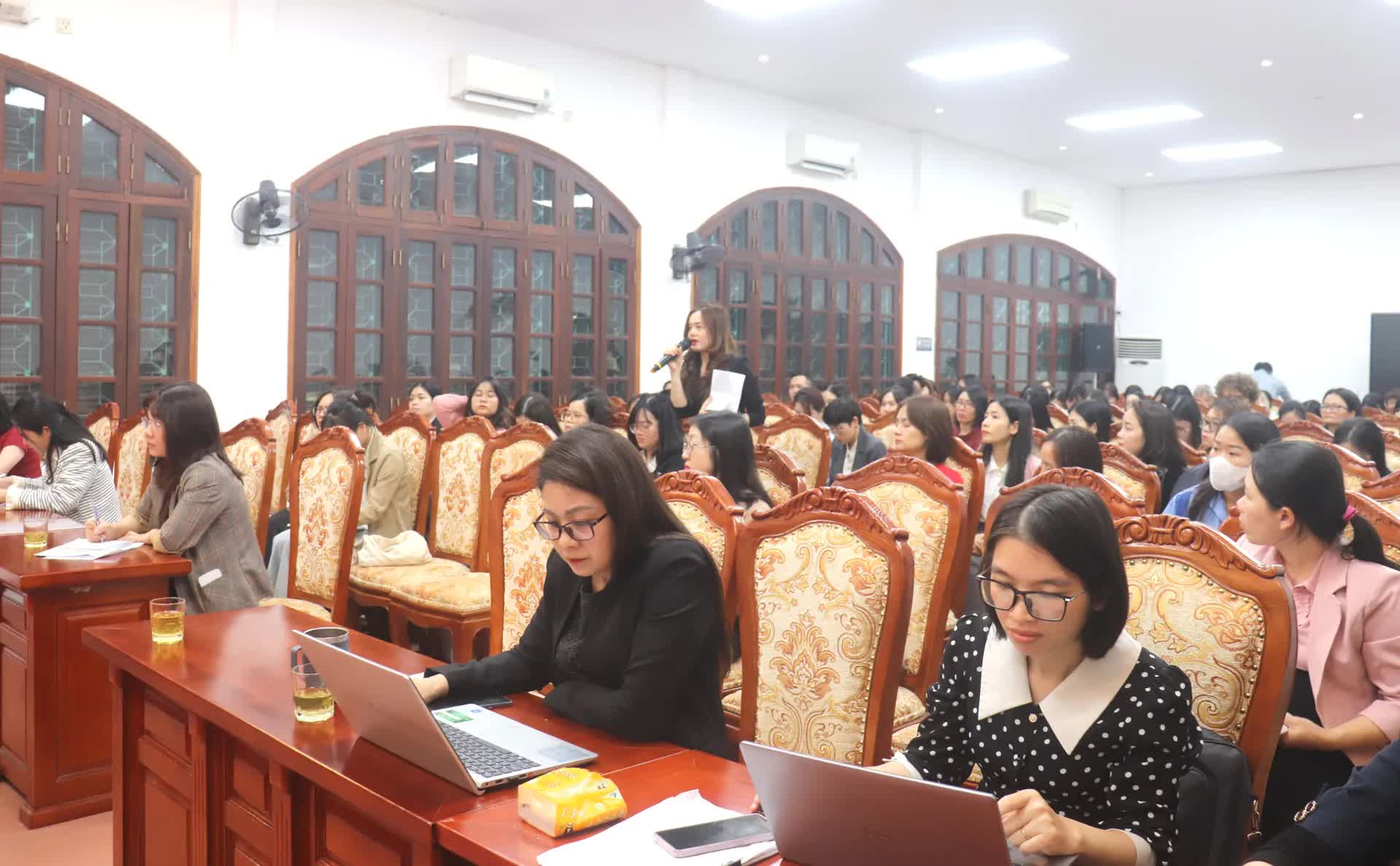 Hà Nội: đối thoại với hàng trăm doanh nghiệp, tổ chức về giải quyết thủ tục hành chính- Ảnh 2.