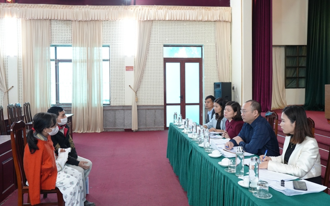 Xã Hạ Bằng tổ chức hội nghị xét duyệt hồ sơ người khuyết tật