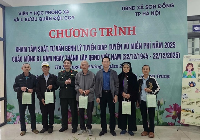 Sơn Đồng: gần 300 trường hợp được khám, tư vấn chăm sóc sức khỏe- Ảnh 3.