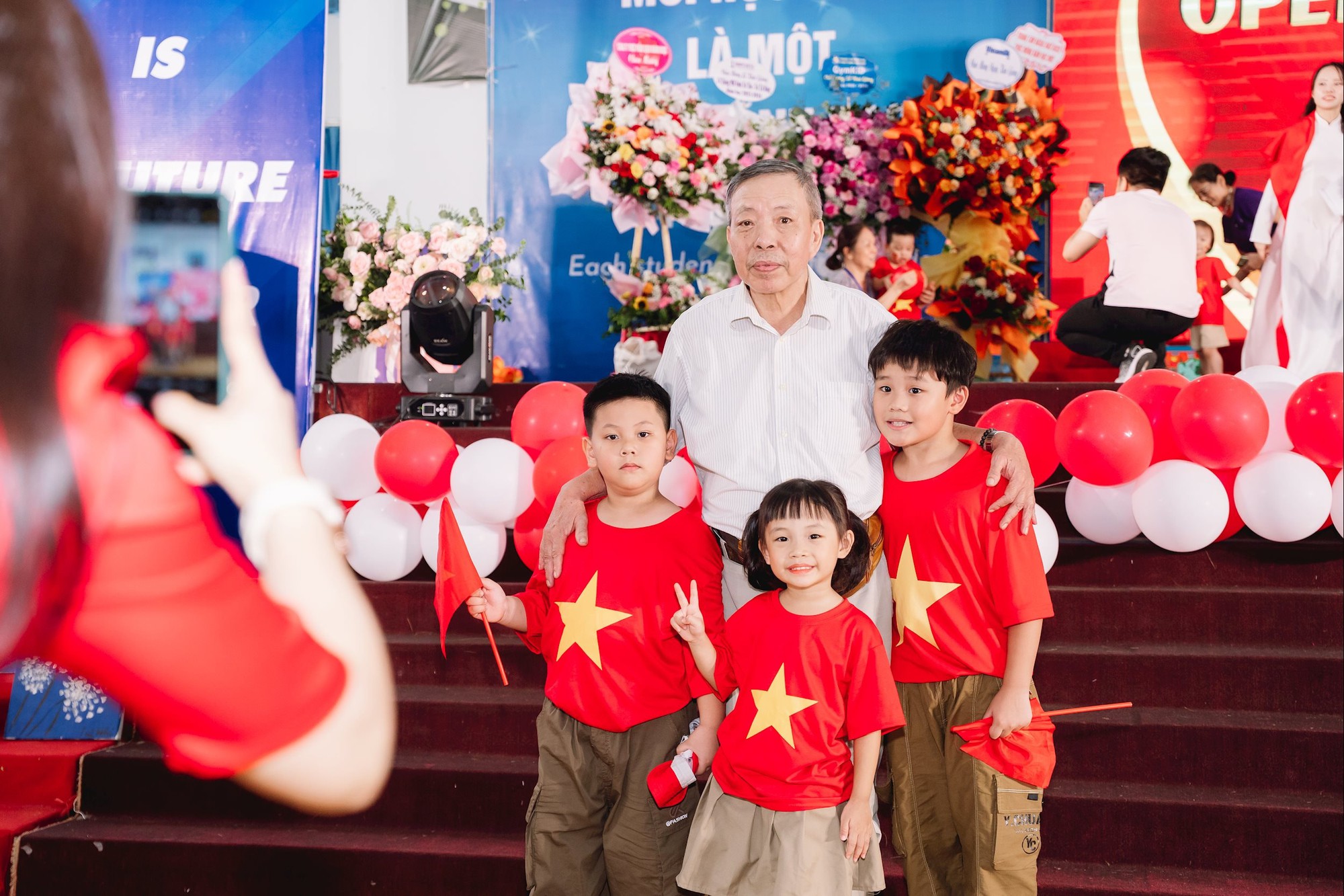 Sở GD-ĐT Hà Nội thông báo lịch nghỉ Tết Nguyên đán 2026- Ảnh 1.