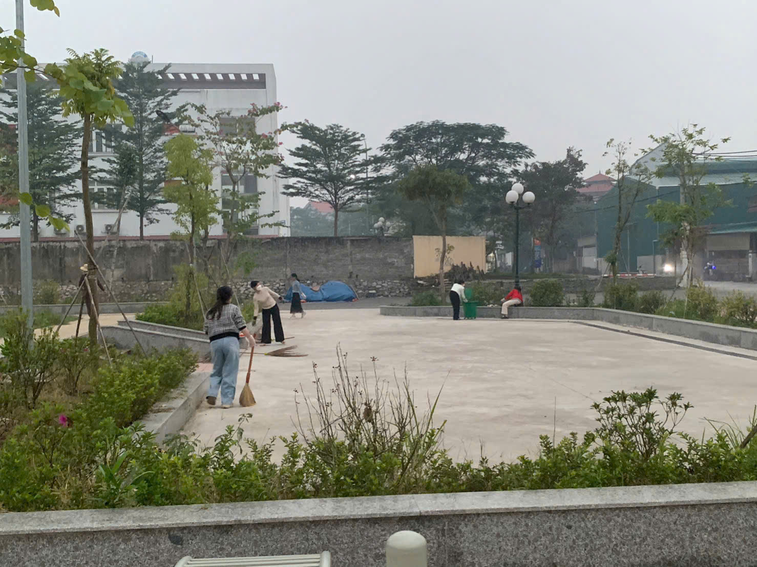 UBND xã tiếp tục phát động Vệ sinh môi trường- Ảnh 6.