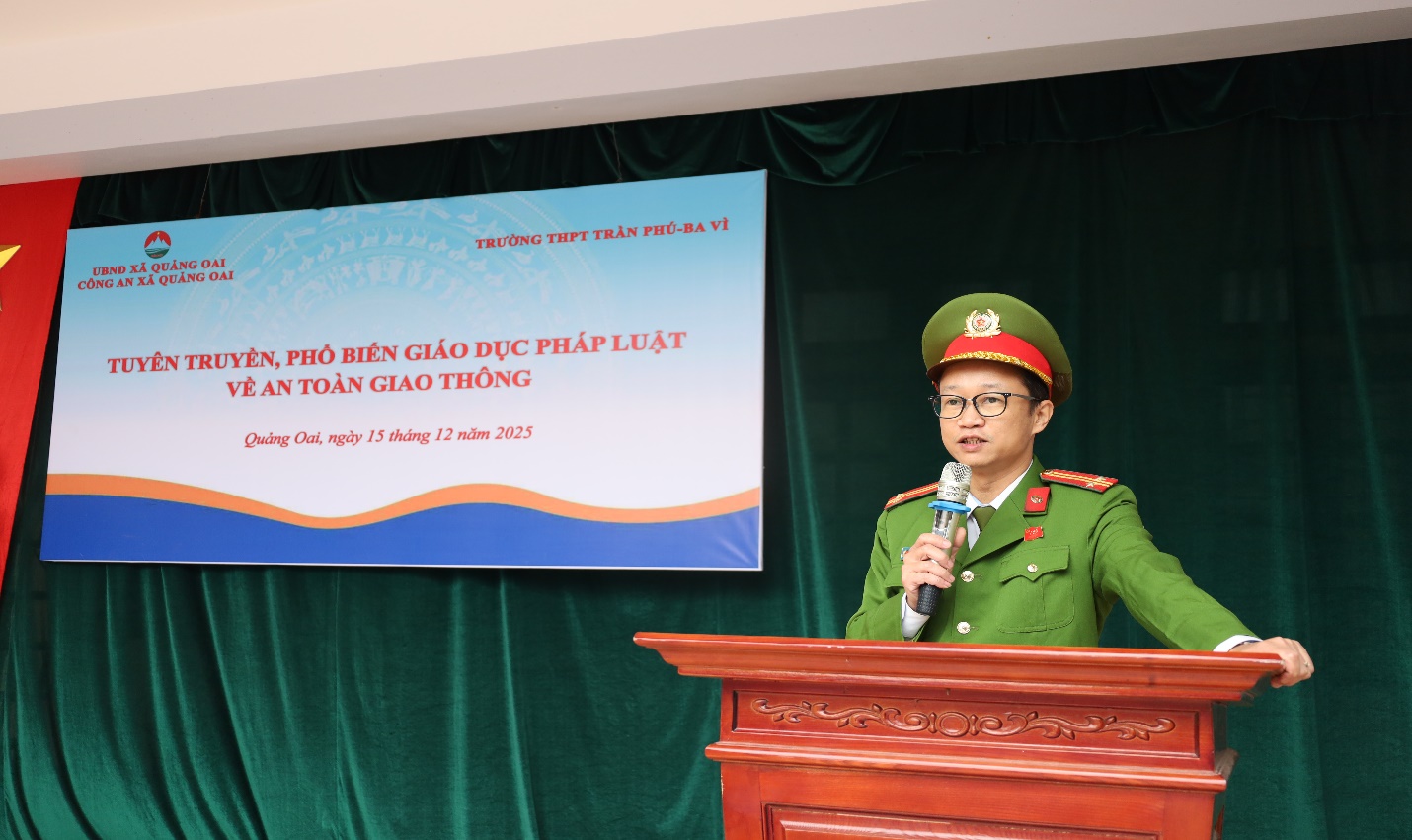 D:\Desktop\Tuyên truyền ATGT\IMG_5563.JPG