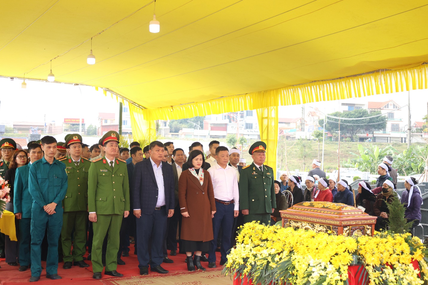 Mê Linh đón nhận và an táng hài cốt liệt sĩ Lê Văn Thành- Ảnh 2.