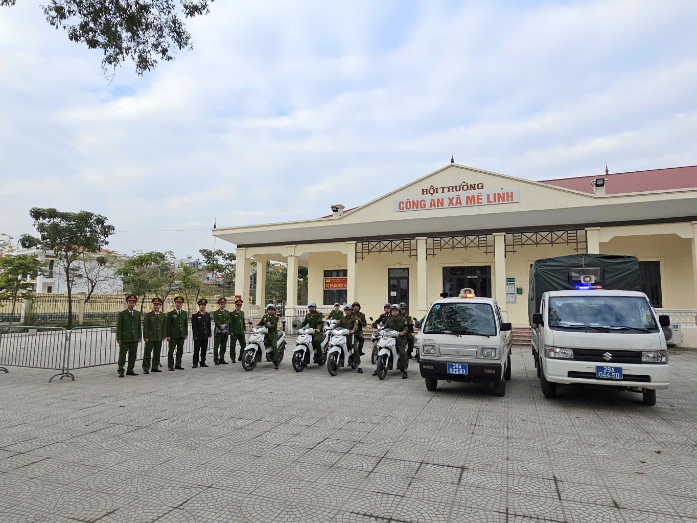 Công an xã Mê Linh ra quân mở đợt cao điểm tấn công, trấn áp tội phạm- Ảnh 3.