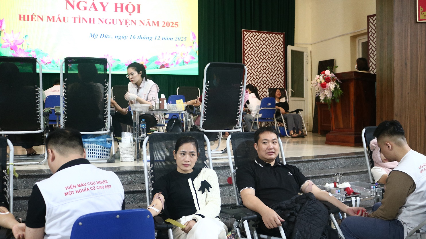 Xã Mỹ Đức tổ chức ngày hội hiến máu tình nguyện, vượt chỉ tiêu thành phố giao- Ảnh 4.