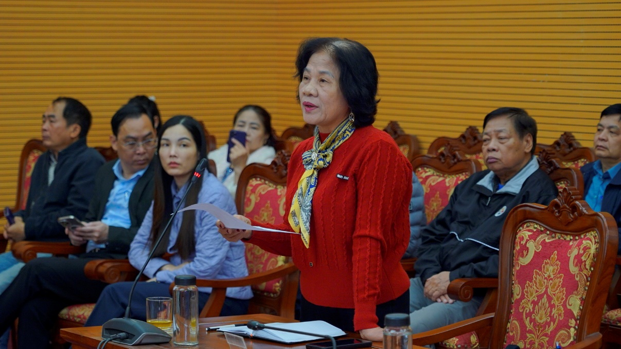 Đoàn đại biểu Quốc hội thành phố Hà Nội tiếp xúc cử tri sau Kỳ họp thứ 10, Quốc hội khóa XV- Ảnh 3.