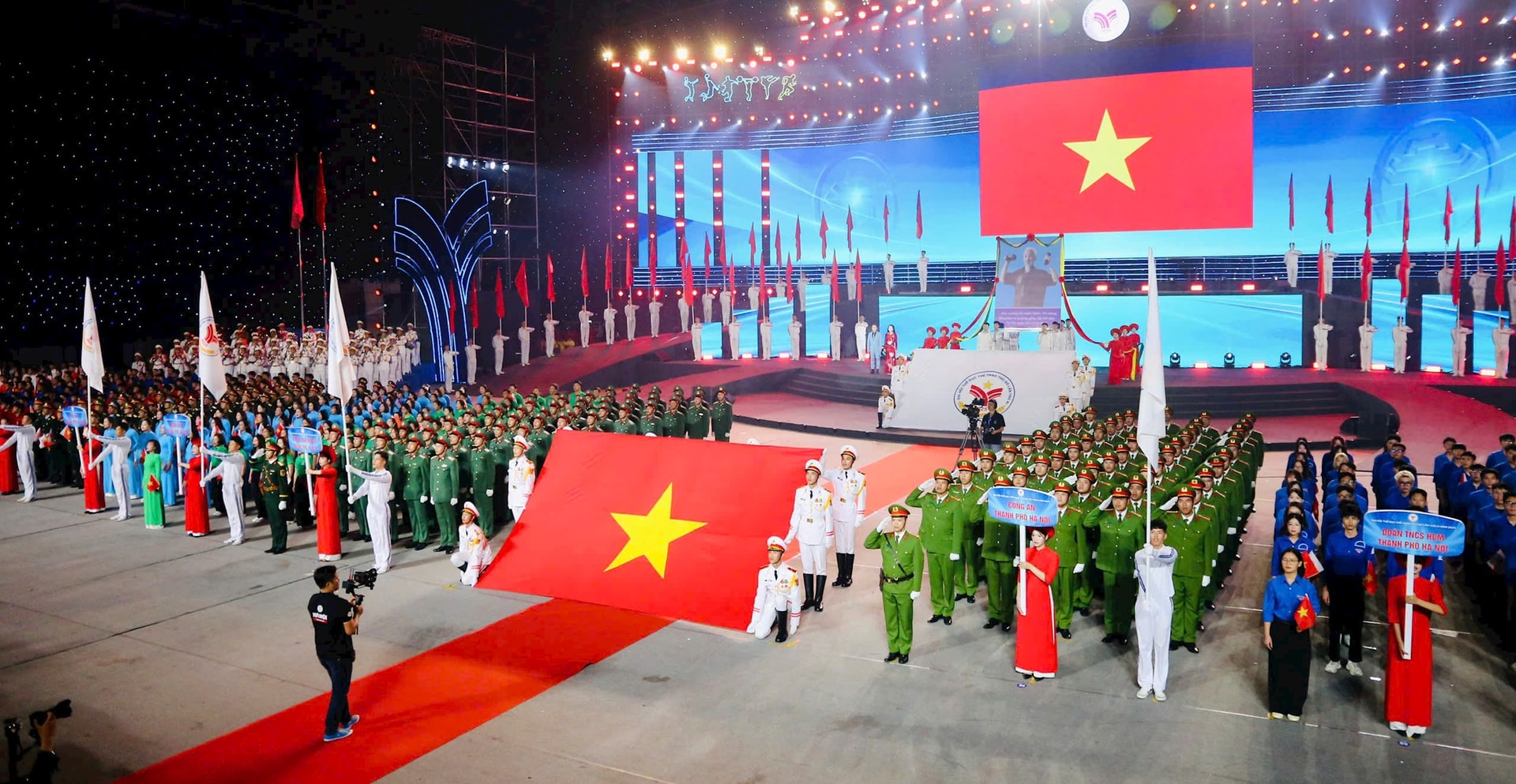 Tưng bừng Lễ khai mạc Đại hội Thể dục thể thao Thủ đô lần thứ XI - năm 2025- Ảnh 2.