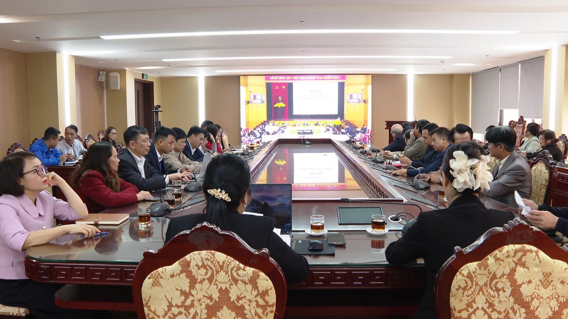 Đoàn ĐBQH TP Hà Nội tiếp xúc cử tri sau Kỳ họp thứ 10, Quốc hội khóa XV- Ảnh 3.