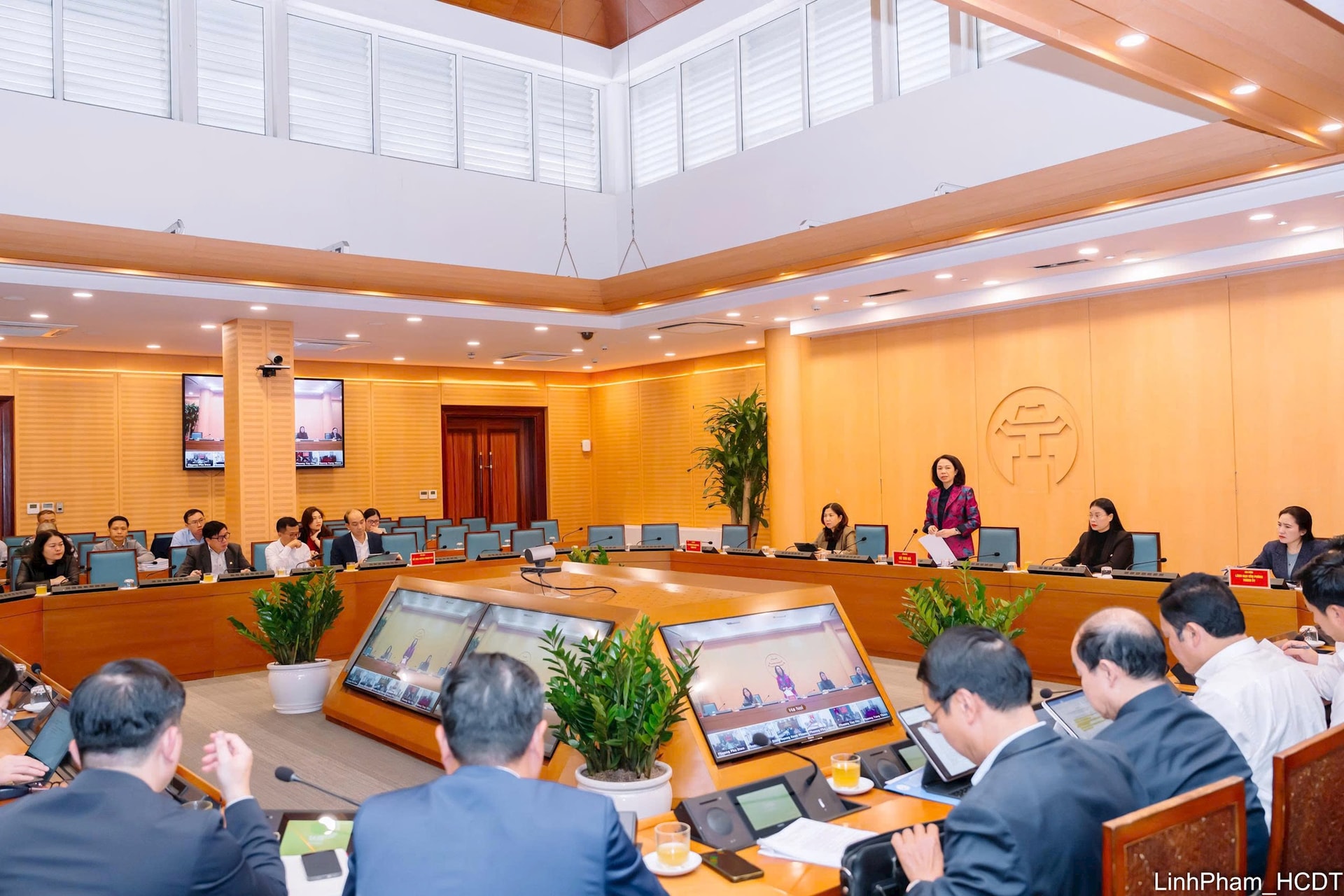 Phường Hà Đông tham dự hội nghị triển khai các hoạt động Tết Dương lịch và Tết Nguyên đán 2026- Ảnh 1.