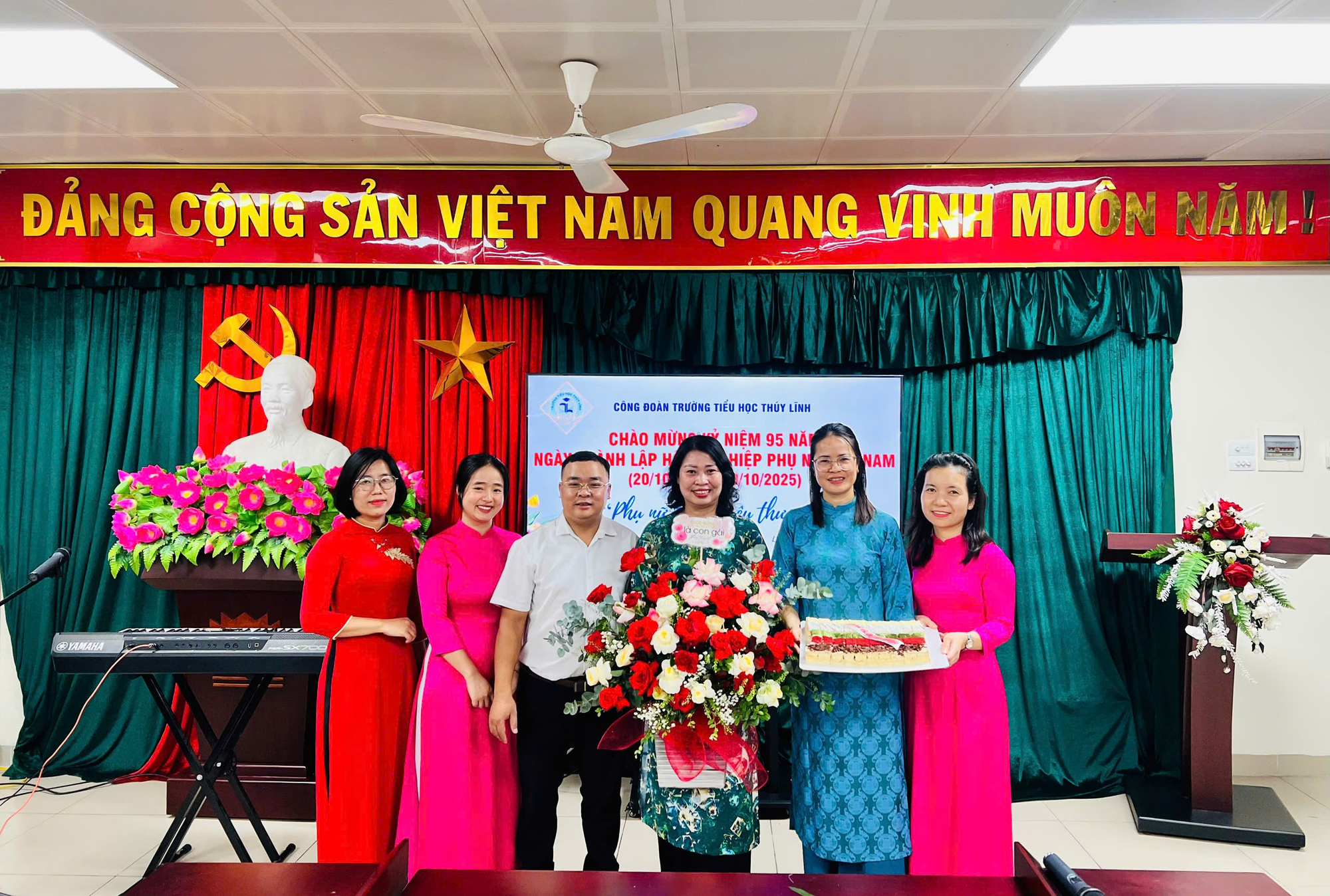 Cô giáo Đặng Thị Nụ - Gương người giáo viên tiêu biểu, tận tâm, trách nhiệm vì học sinh thân yêu của trường Tiểu học Thúy Lĩnh- Ảnh 2.