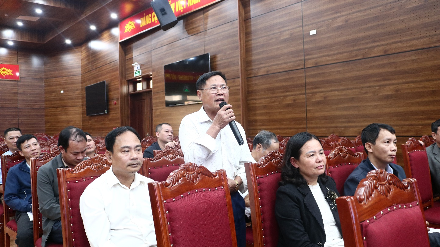 MỸ ĐỨC: QUYẾT TÂM GIẢI QUYẾT DỨT ĐIỂM "ĐIỂM NGHẼN" VỀ TRẬT TỰ ĐÔ THỊ VÀ XÂY DỰNG- Ảnh 5.