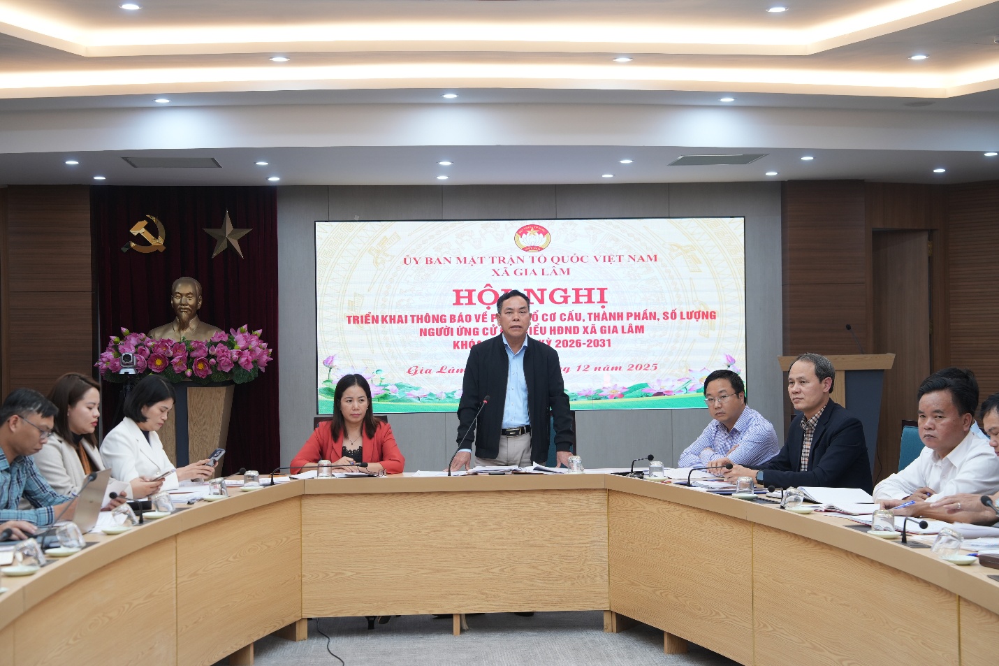 Ủy ban MTTQ Việt Nam xã triển khai thông báo về cơ cấu, thành phần, số lượng người ứng cử đại biểu HĐND xã Gia Lâm khóa II, nhiệm kỳ 2026-2031- Ảnh 1.