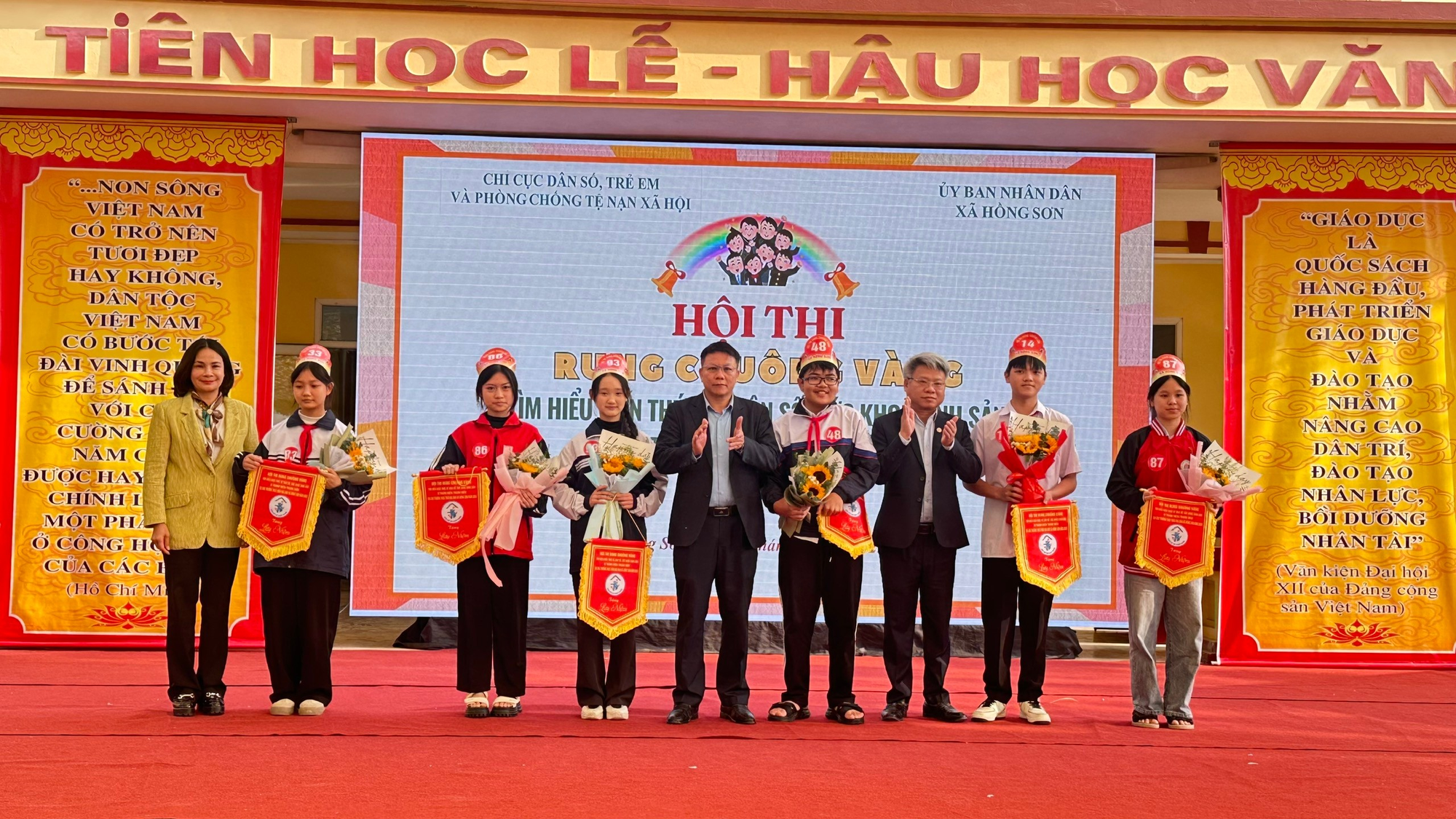 Hồng Sơn phối hợp tổ chức Hội thi Rung chuông vàng “Tìm hiểu kiến thức về Dân số, sức khỏe sinh sản vị thành viên/thanh niên”- Ảnh 1.