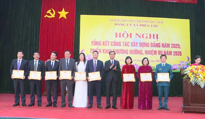 Đảng uỷ xã Phúc Lộc tổng kết công tác xây dựng Đảng năm 2025- Ảnh 6.