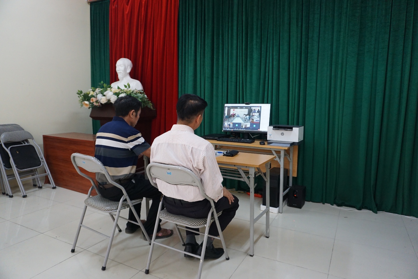 UBND xã Gia Lâm tổ chức hội nghị giao ban công tác tháng 12 với trưởng thôn, tổ trưởng tổ dân phố- Ảnh 3.