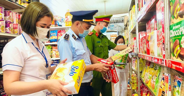 Khương Đình: Tăng cường bảo đảm an toàn thực phẩm phục vụ Tết Dương lịch, Tết Nguyên đán và Lễ hội Xuân 2026- Ảnh 1.