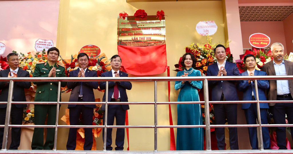 Khánh thành dự án nâng cấp Bệnh viện Y học cổ truyền Trung ương: Tăng năng lực chăm sóc sức khỏe cộng đồng.- Ảnh 2.