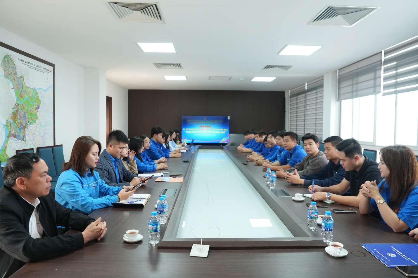 Triển khai Chiến dịch “Thanh niên đồng hành cùng hành chính công”- Ảnh 1.