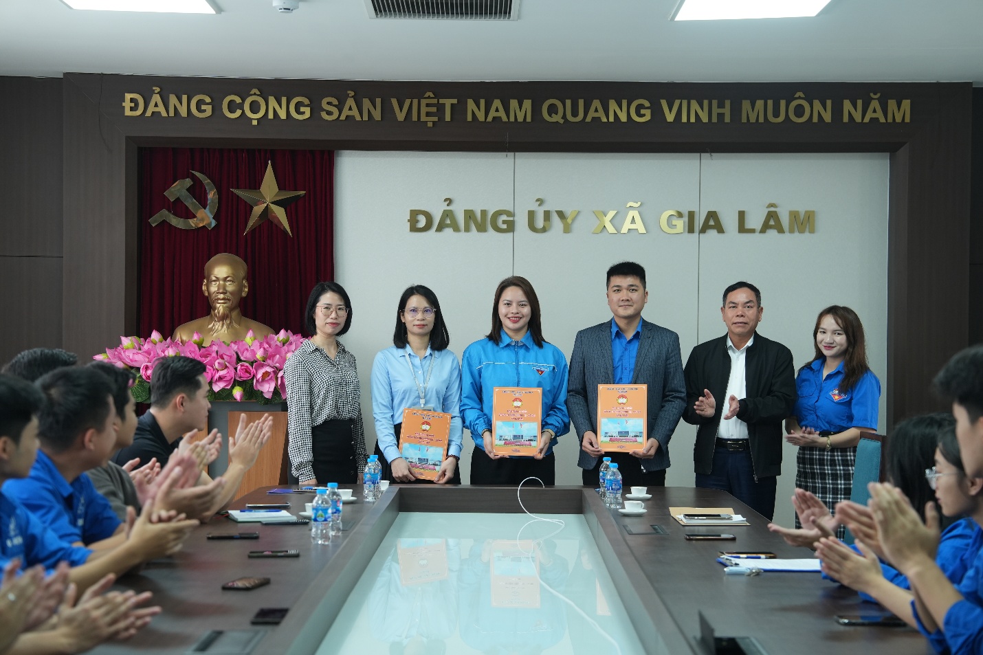 Triển khai Chiến dịch “Thanh niên đồng hành cùng hành chính công”- Ảnh 2.