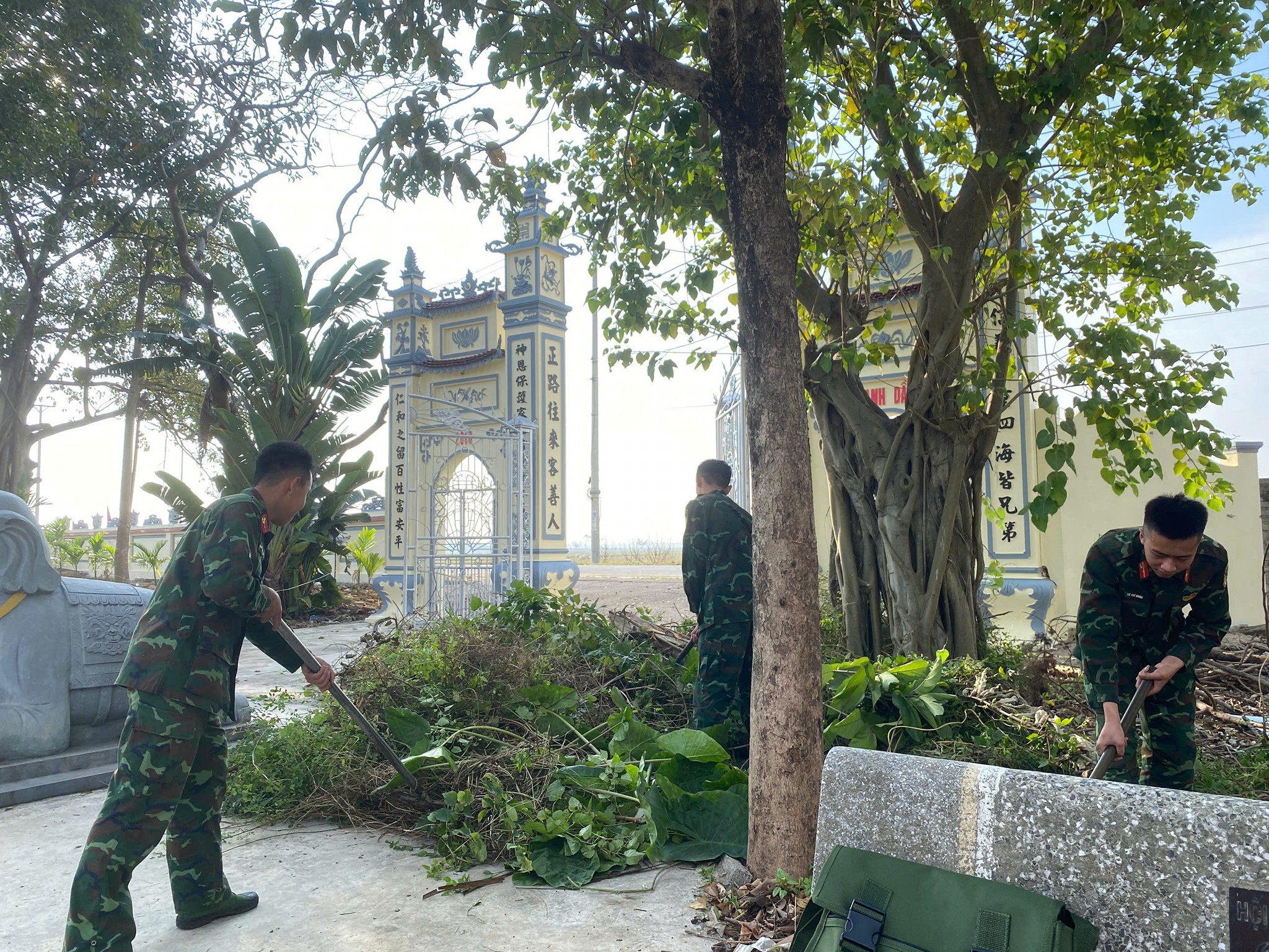 XÃ ĐA PHÚC - Những hình ảnh thực hiện công tác dân vận giai đoạn 2 năm 2025 của Trung đoàn 141 (Sư đoàn 312).- Ảnh 11.