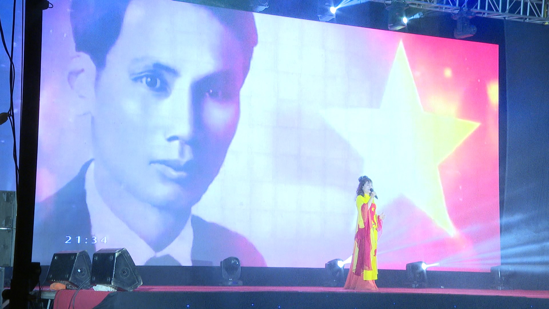 XÃ VĨNH THANH PHỐI HƠP TỔ CHỨC CHƯƠNG TRÌNH NGHỆ THUẬT “HÀNH KHÚC NON SÔNG” KỶ NIỆM 81 NĂM NGÀY THÀNH LẬP QĐND VIỆT NAM- Ảnh 4.