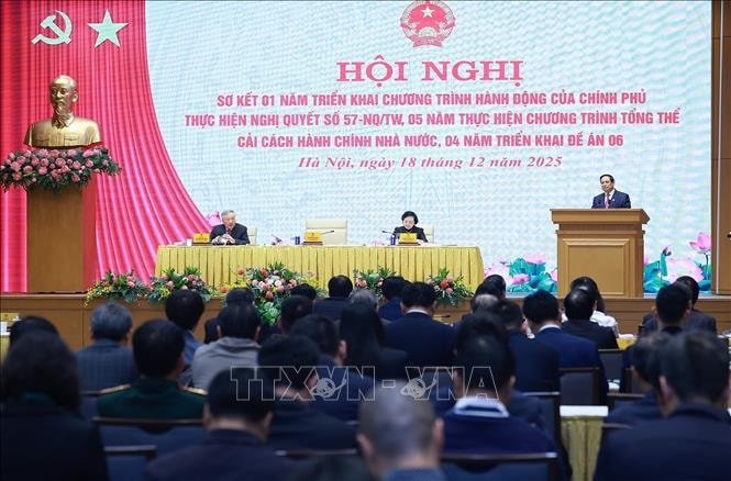 Thủ tướng Phạm Minh Chính: Mỗi người dân hãy chủ động trở thành "công dân số"- Ảnh 1.