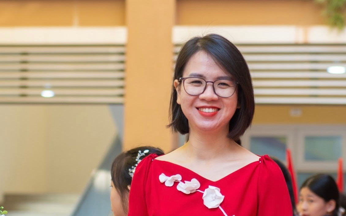 CÔ GIÁO NGUYỄN KIM TUYẾN – NGƯỜI “TRUYỀN LỬA” ĐAM MÊ VĂN HỌC VÀ LÀ TẤM GƯƠNG SÁNG CỦA TỔ KHOA HỌC XÃ HỘI
