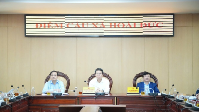 Đoàn đại biểu Quốc Hội thành phố Hà Nội (đơn vi bầu cử số 5) tiếp xúc cử tri sau kỳ họp thứ 10, Quốc Hội khóa XV- Ảnh 2.