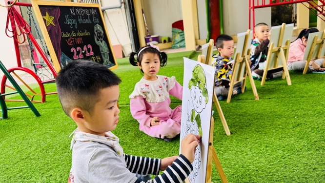 Hoài Đức: Hoạt động ý nghĩa chào mừng Ngày 22/12 tại các trường mầm non- Ảnh 13.