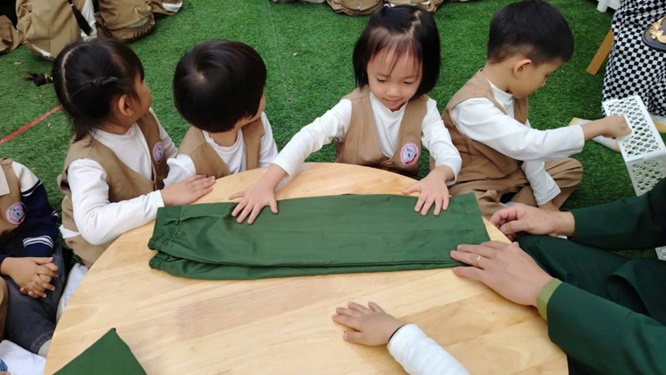 Hoài Đức: Hoạt động ý nghĩa chào mừng Ngày 22/12 tại các trường mầm non- Ảnh 4.