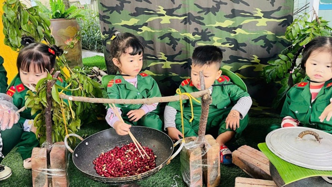 Hoài Đức: Hoạt động ý nghĩa chào mừng Ngày 22/12 tại các trường mầm non- Ảnh 6.