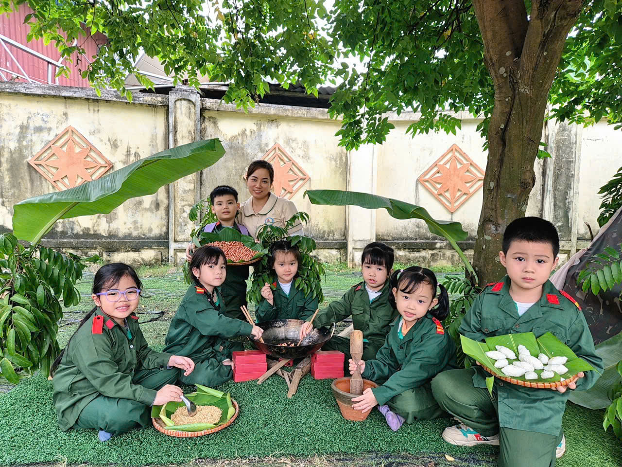 Trường Mầm non Hữu Hòa với chuỗi hoạt động ý nghĩa chào mừng ngày thành lập quân đội Nhân dân Việt Nam 22/12- Ảnh 6.