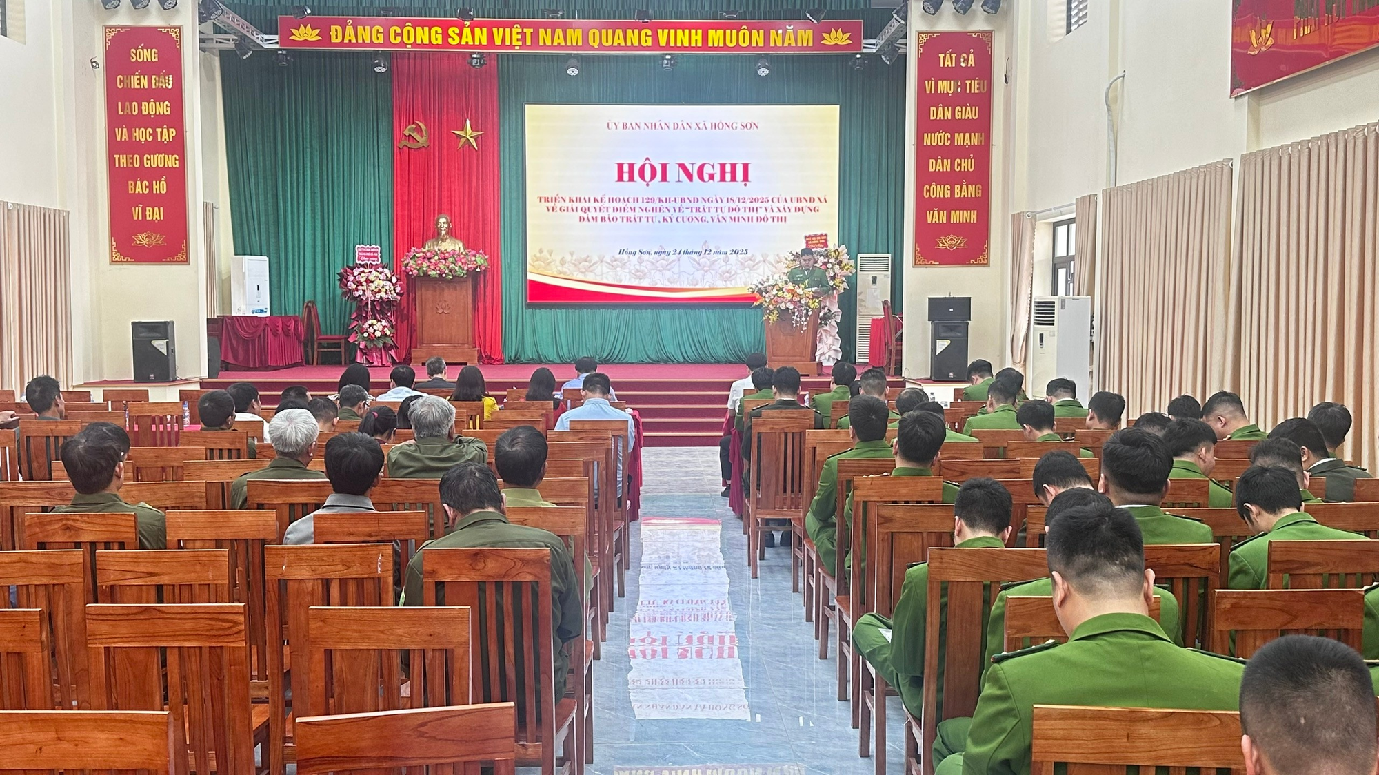 Hồng Sơn giải quyết điểm nghẽn về trật tự đô thị, xây dựng xã văn minh- Ảnh 1.