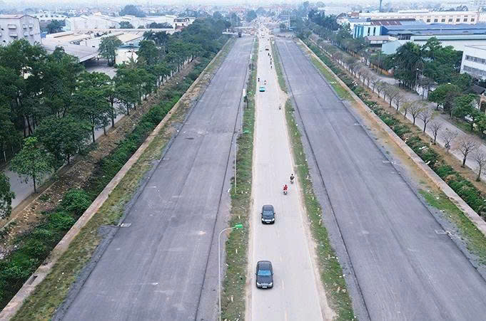 Sự đồng thuận của người dân góp phần tích cực để sớm hoàn thành Dự án cải tạo, nâng cấp quốc lộ 6 đoạn Ba La - Xuân Mai- Ảnh 2.