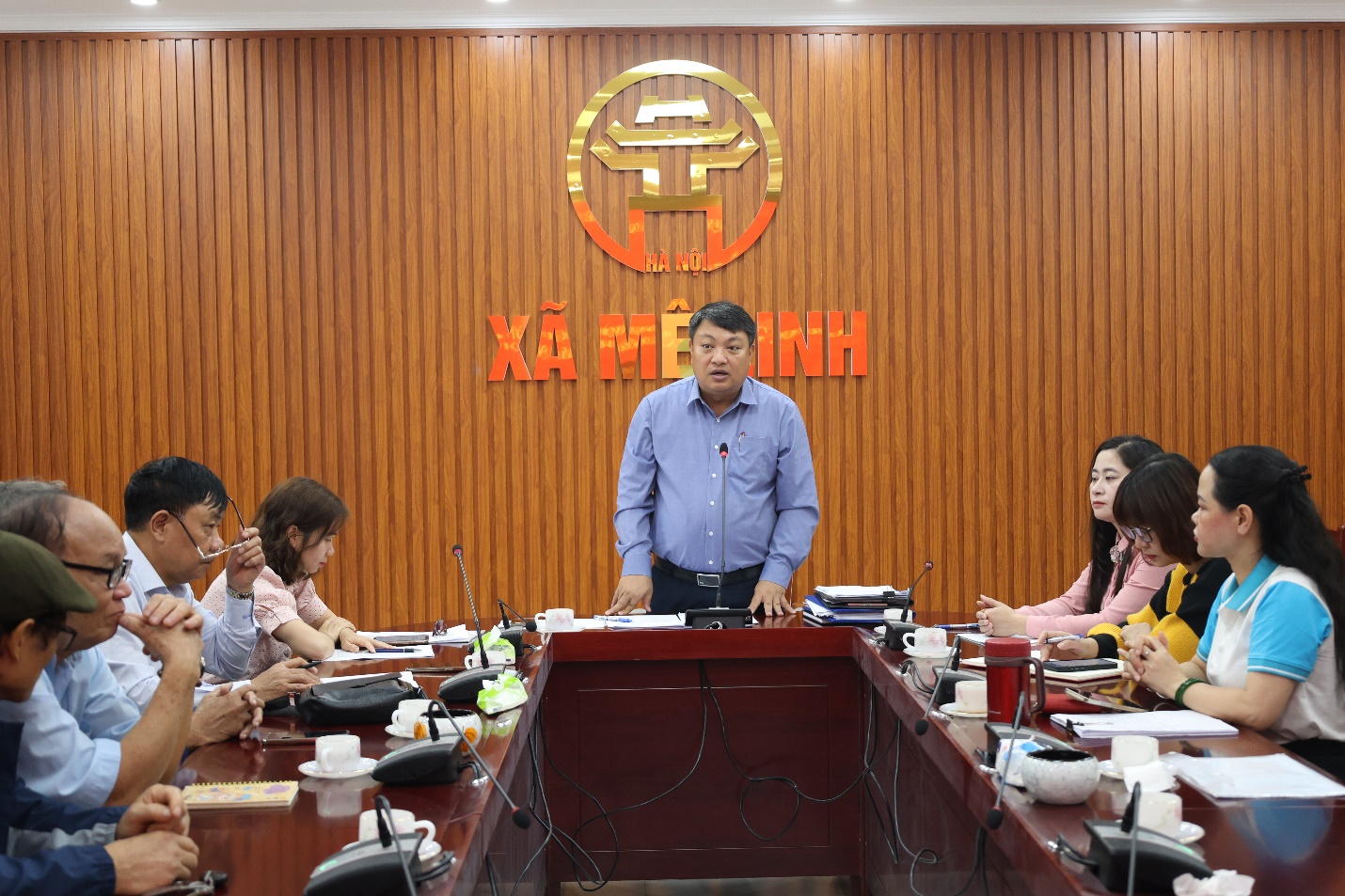 Hội nghị trao quyết định hợp nhất Hội người cao tuổi xã Mê Linh, thành phố Hà Nội- Ảnh 3.