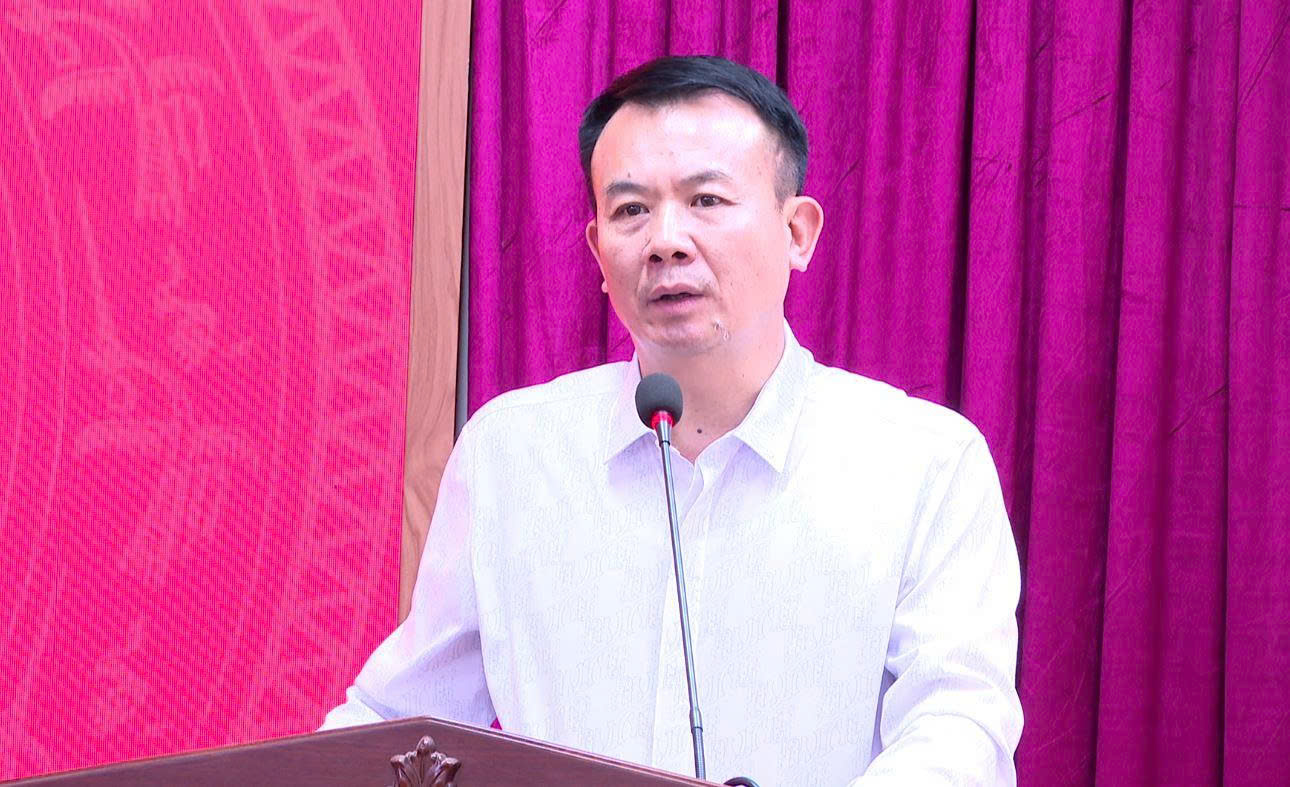 Xã Hát Môn tổ chức hội nghị công bố và trao các Quyết định về công tác cán bộ- Ảnh 3.