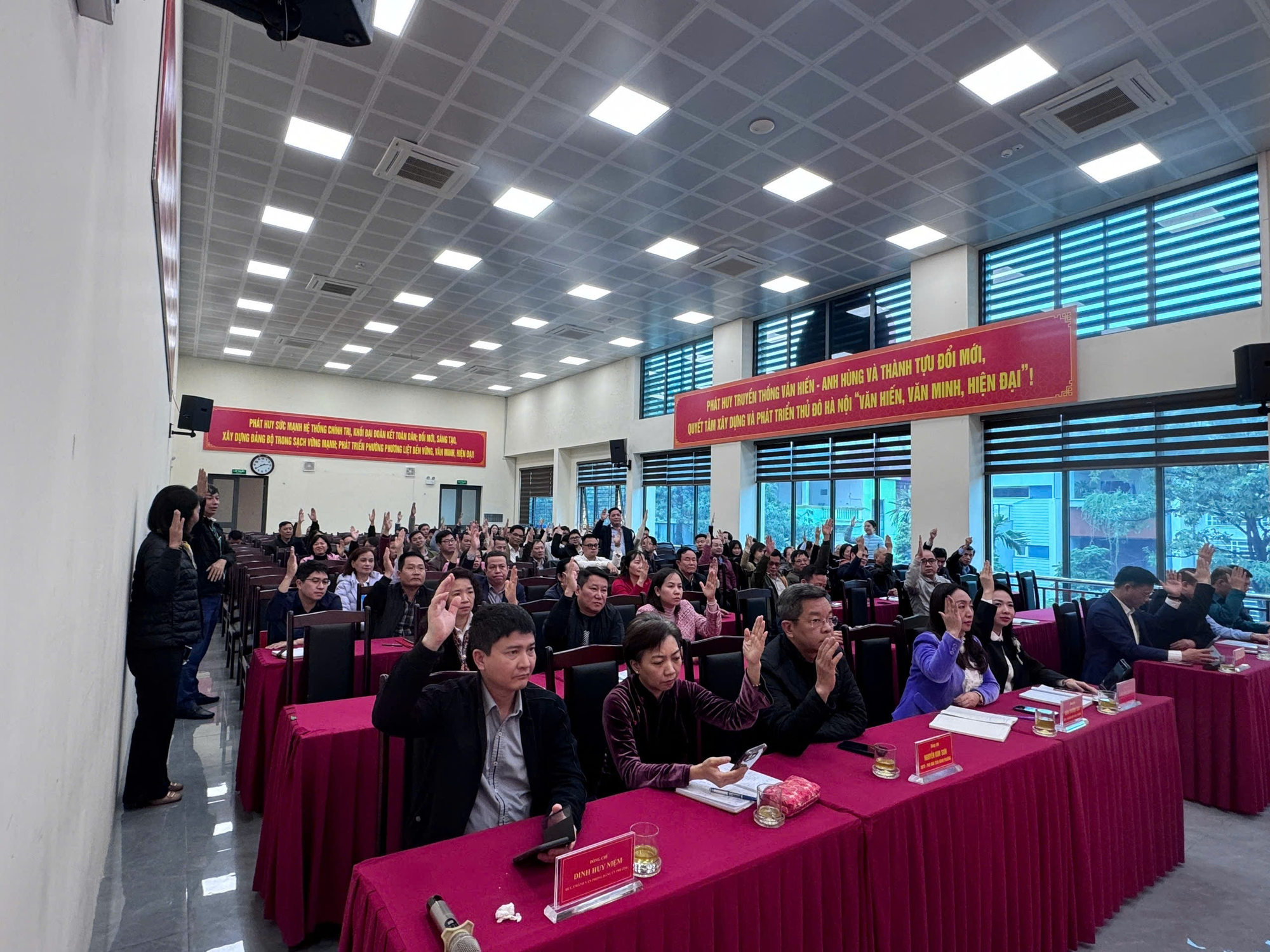 Phường Phương Liệt tổ chức Hội nghị lấy ý kiến cử tri nơi công tác đối với người được dự kiến ứng cử đại biểu HĐND phường nhiệm kỳ 2026-2031- Ảnh 4.