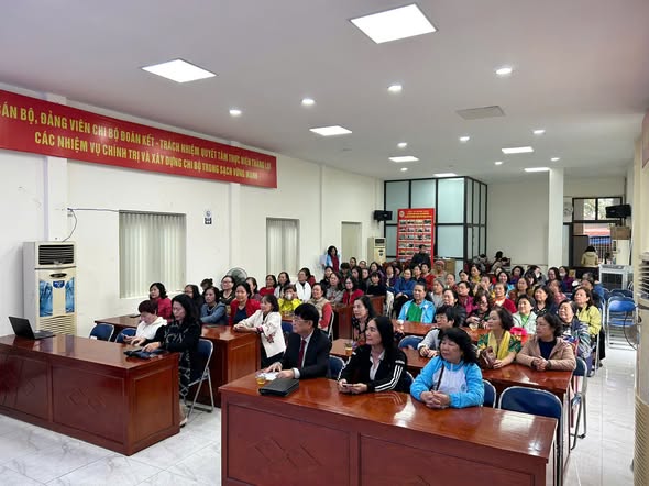 Hội nghị tuyên truyền, phổ biến pháp luật về trật tự an toàn giao thông năm 2025- Ảnh 4.