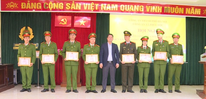 Công an xã Phúc Lộc tổ chức Hội nghị tổng kết công tác Công an năm 2025- Ảnh 7.