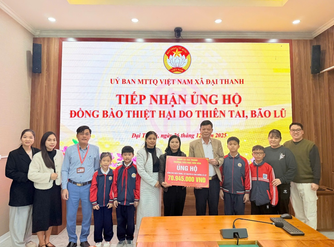 Trường Tiểu học Hữu Hòa chung tay vì cộng đồng, quyên góp ủng hộ đồng bào miền Trung - Tây Nguyên khắc phục hậu quả bão lũ- Ảnh 2.