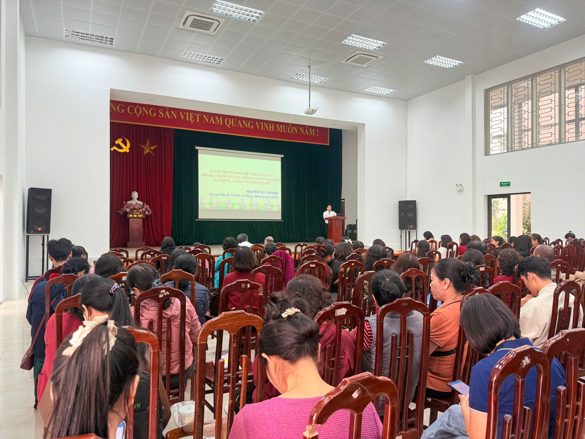 Hội nghị tuyên truyền phổ biến các chính sách về phòng, chống ma túy; phòng, chống mại dâm và phòng, chống mua bán người năm 2025- Ảnh 1.