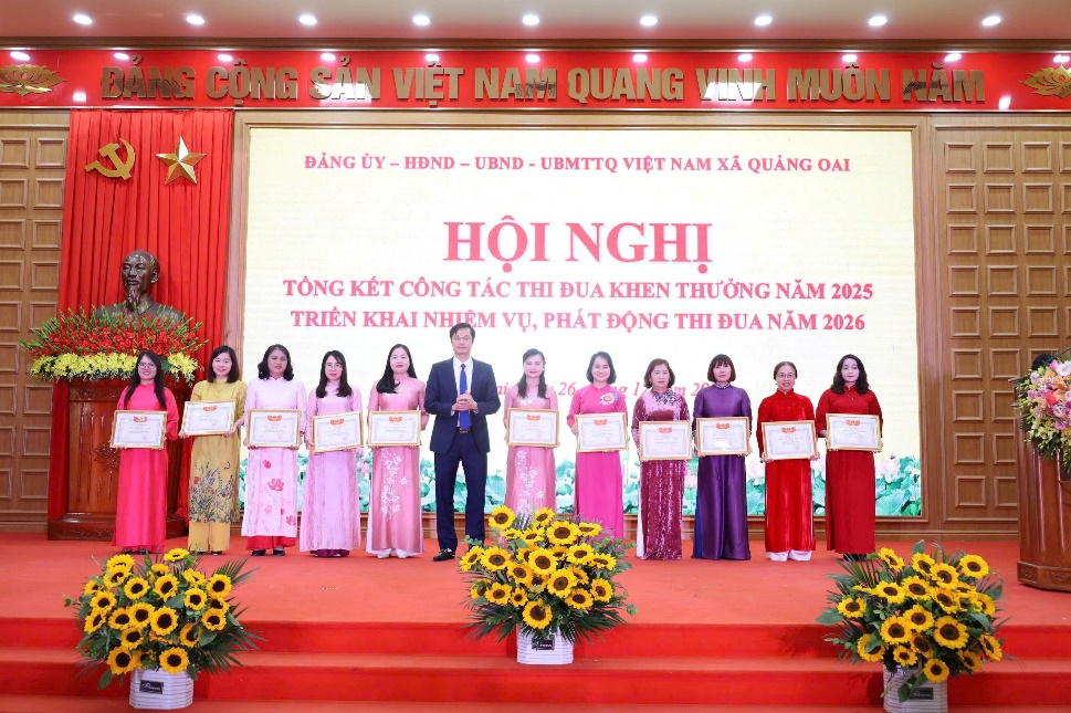 Quảng Oai tổng kết phong trào thi đua năm 2025, triển khai phương hướng năm 2026- Ảnh 5.