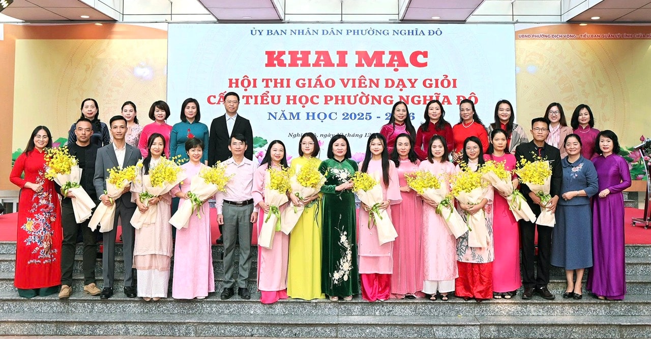 Phường Nghĩa Đô khai mạc hội thi giáo viên dạy giỏi cấp tiểu học- Ảnh 2.