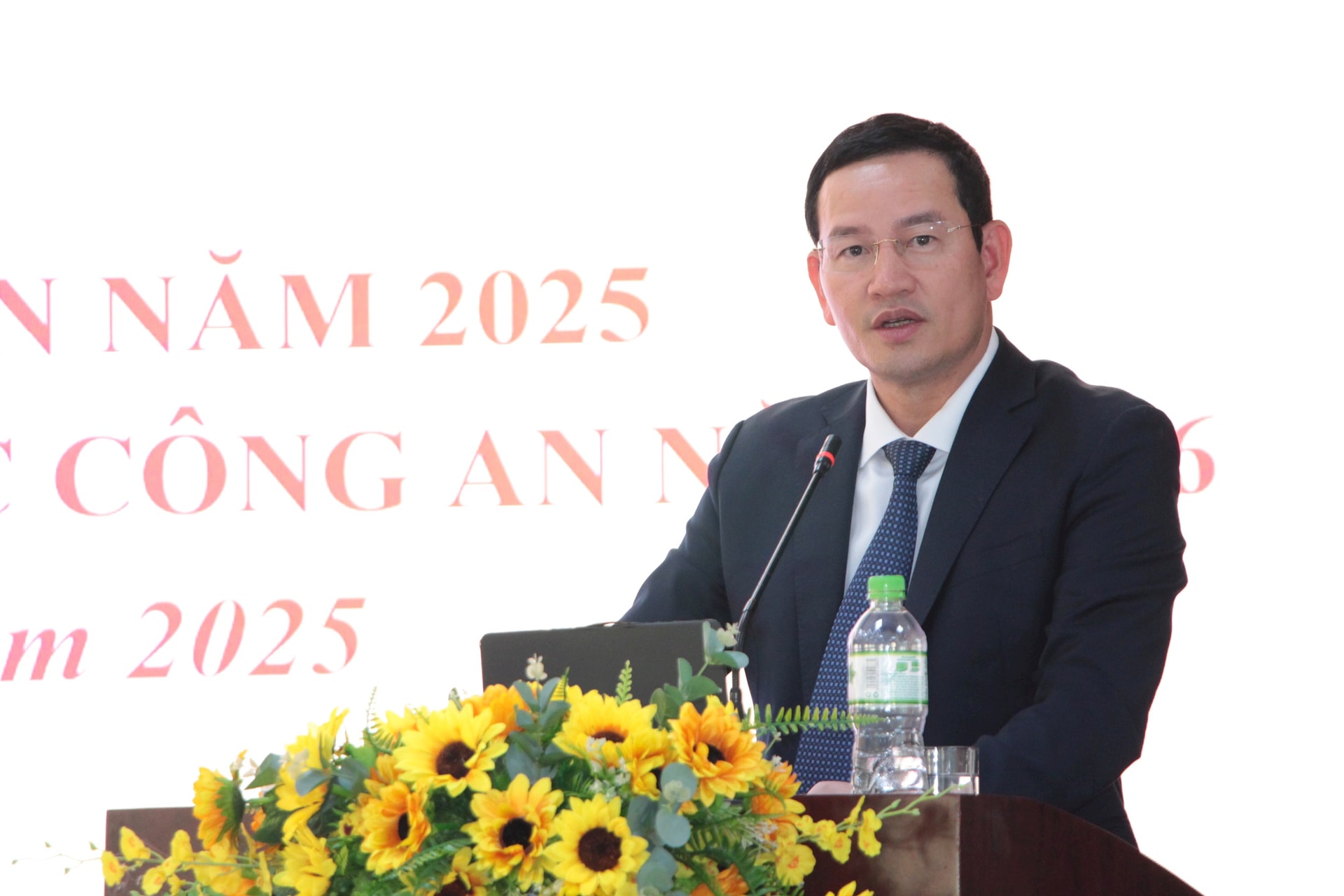 Giữ vững an ninh chính trị, an toàn xã hội tại địa bàn phường Giảng Võ- Ảnh 3.