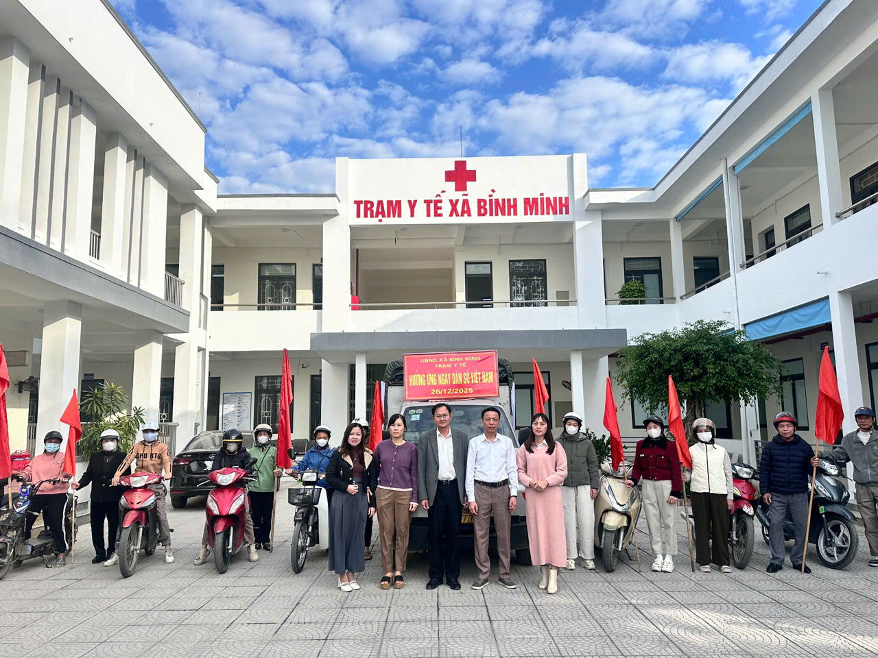 TRẠM Y TẾ XÃ BÌNH MINH HƯỞNG ỨNG THÁNG HÀNH ĐỘNG QUỐC GIA VỀ DÂN SỐ VÀ KỶ NIỆM NGÀY DÂN SỐ VIỆT NAM (26/12)