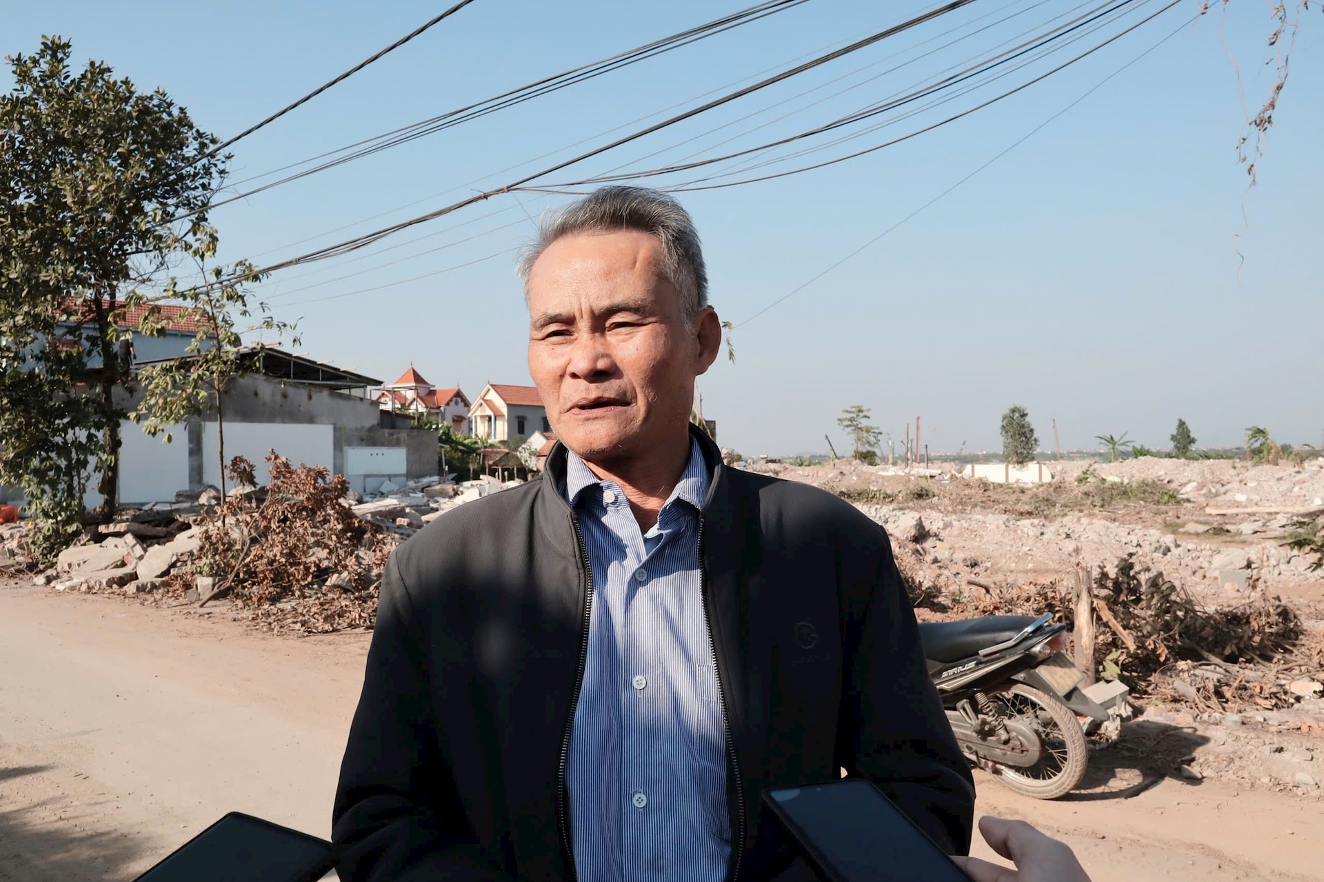 Xã Ô Diên hoàn thành giải phóng mặt bằng cầu Hồng Hà đúng kế hoạch, không phải cưỡng chế- Ảnh 2.