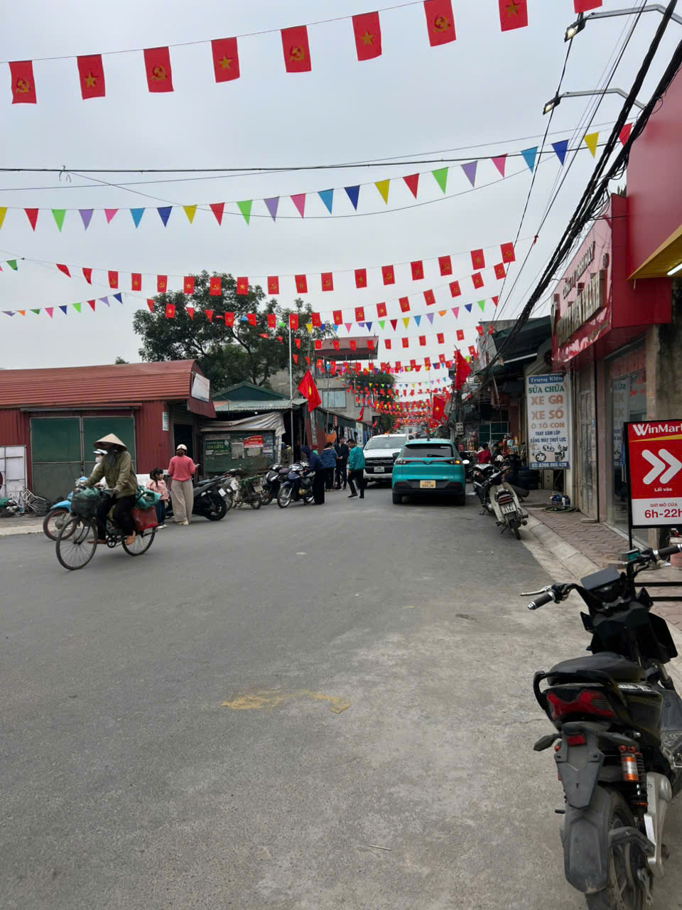 Chuyên Mỹ quyết tâm xây dựng cảnh quan “Sáng - Xanh - Sạch - Đẹp”; Tổng lực ra quan vì môi trường bền vững- Ảnh 2.