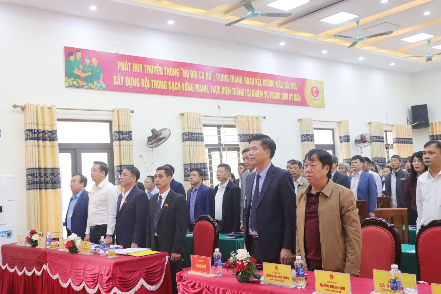 Trần Phú: Khai mạc kỳ họp thường lệ (Kỳ họp thứ 3) cuối năm 2025, HĐND xã Trần Phú nhiệm kỳ 2021-2026- Ảnh 1.